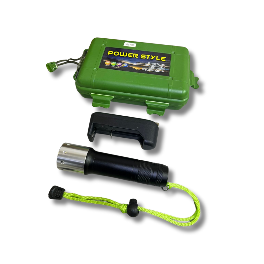 Linterna Acuática Recargable Power Style